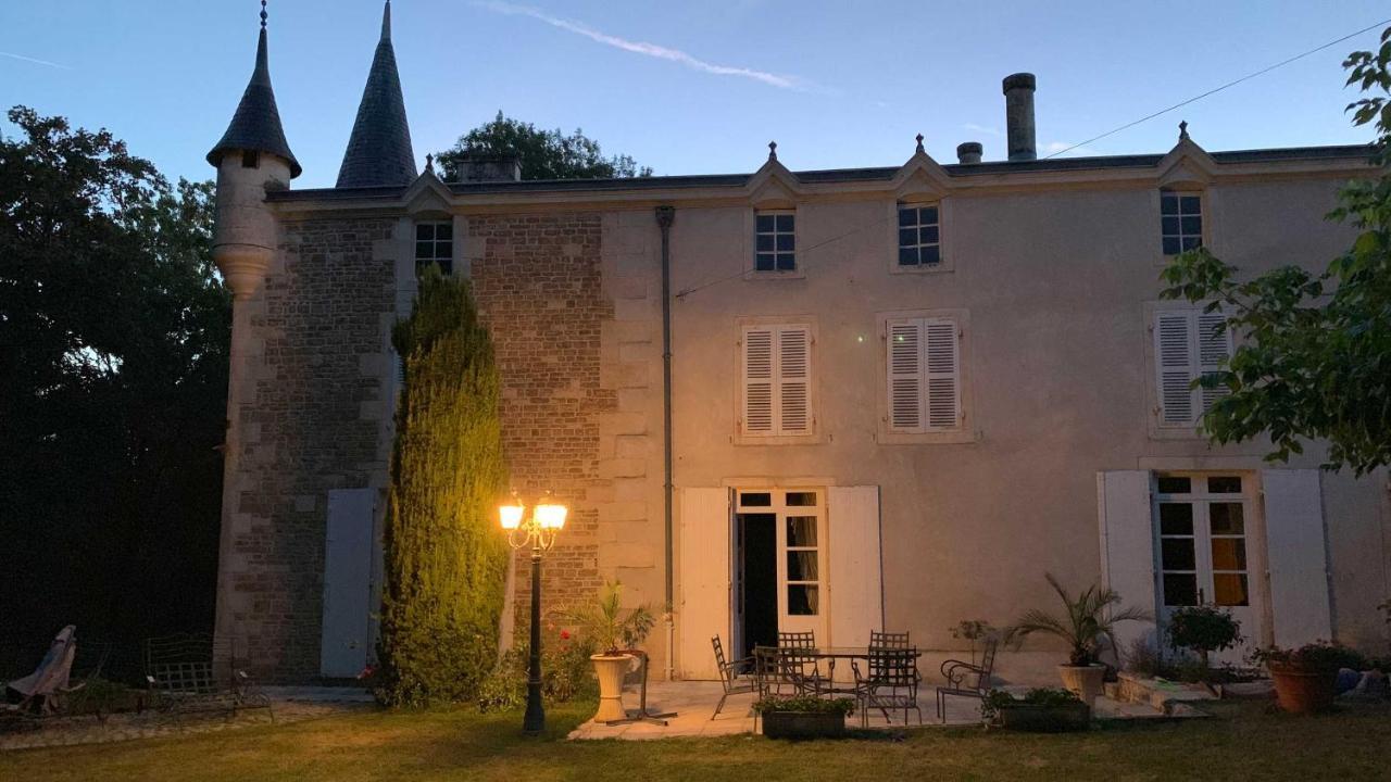 Mazette! Le Chateau Niort Luaran gambar